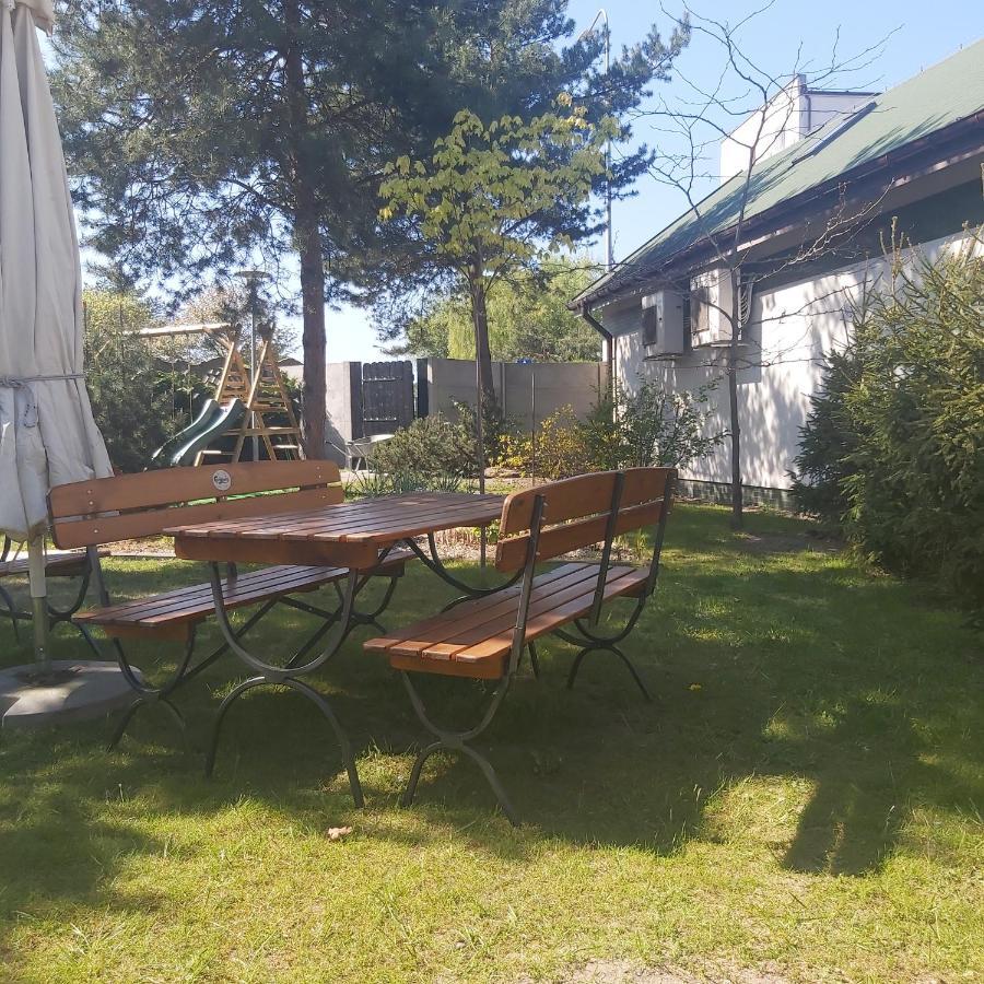 Nadmorskie Apartamenty Устка Екстериор снимка