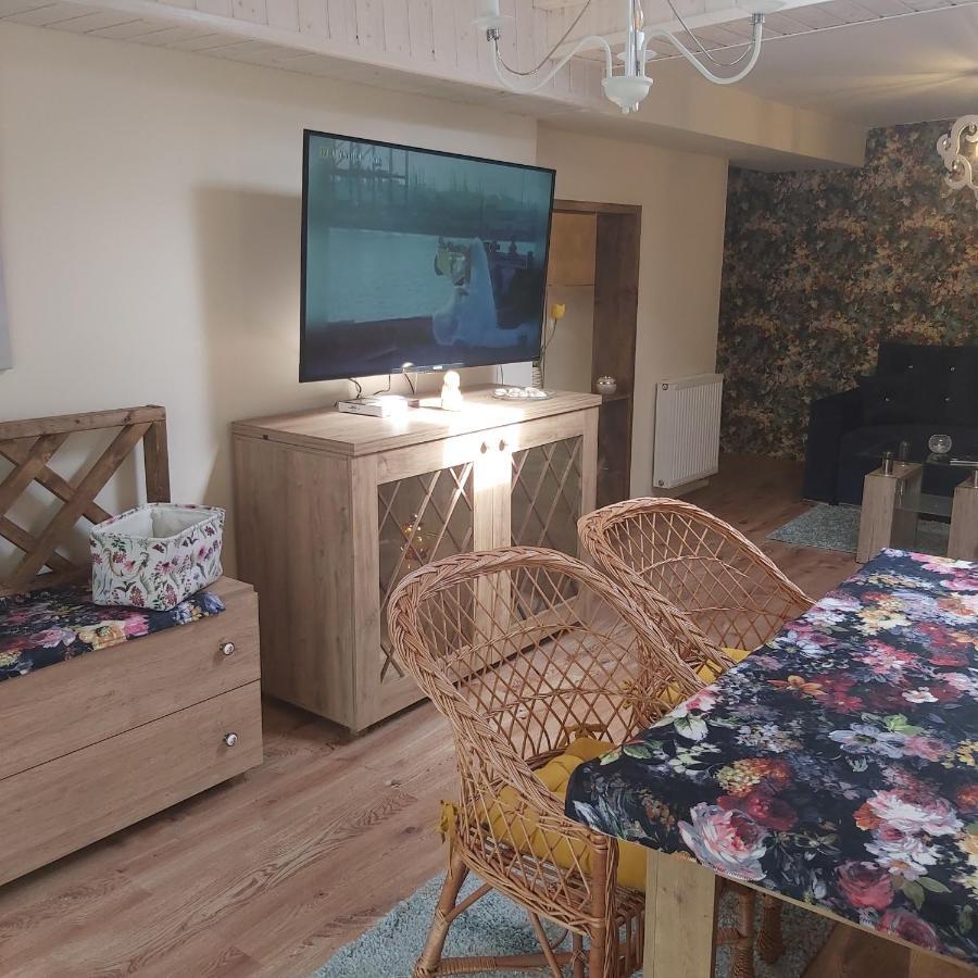 Nadmorskie Apartamenty Устка Екстериор снимка