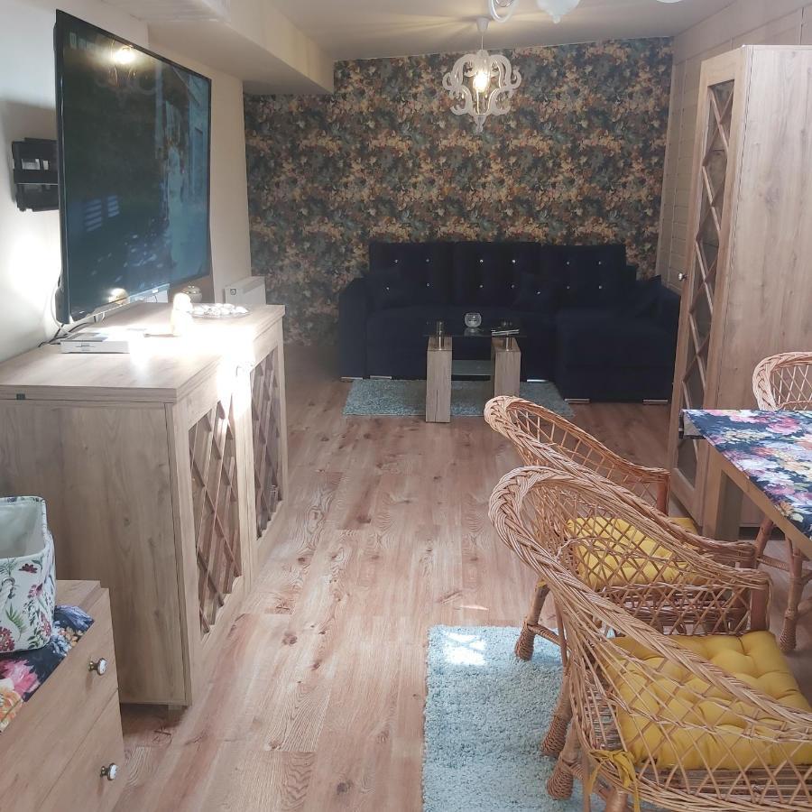 Nadmorskie Apartamenty Устка Екстериор снимка