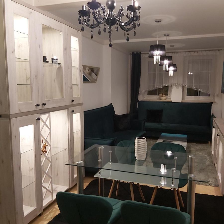 Nadmorskie Apartamenty Устка Екстериор снимка